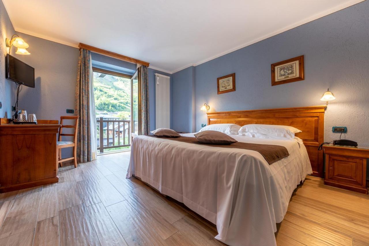 Hotel Du Glacier La Thuile Zewnętrze zdjęcie